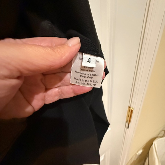 Illia Black Leather V-Neck Midi Dress - Picture 5 of 6